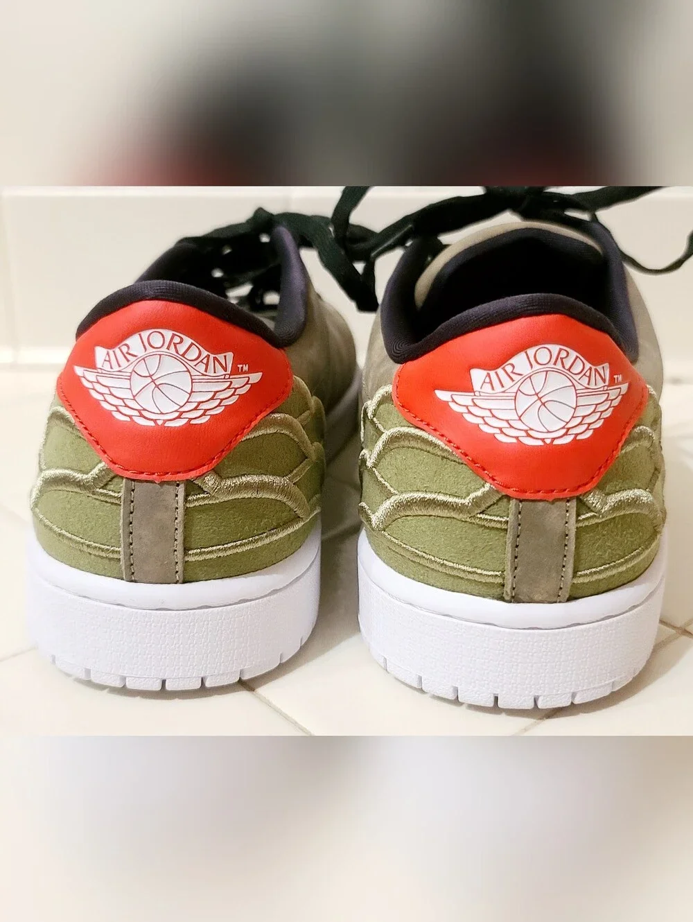 Jordan 1 Centre Court Oil Green Men's Size 11